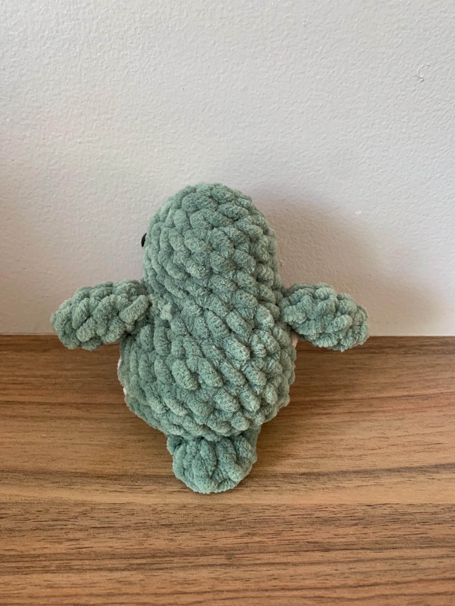 Chubby Hummingbird Crochet Plushie — Ruby-Throated Hummingbird