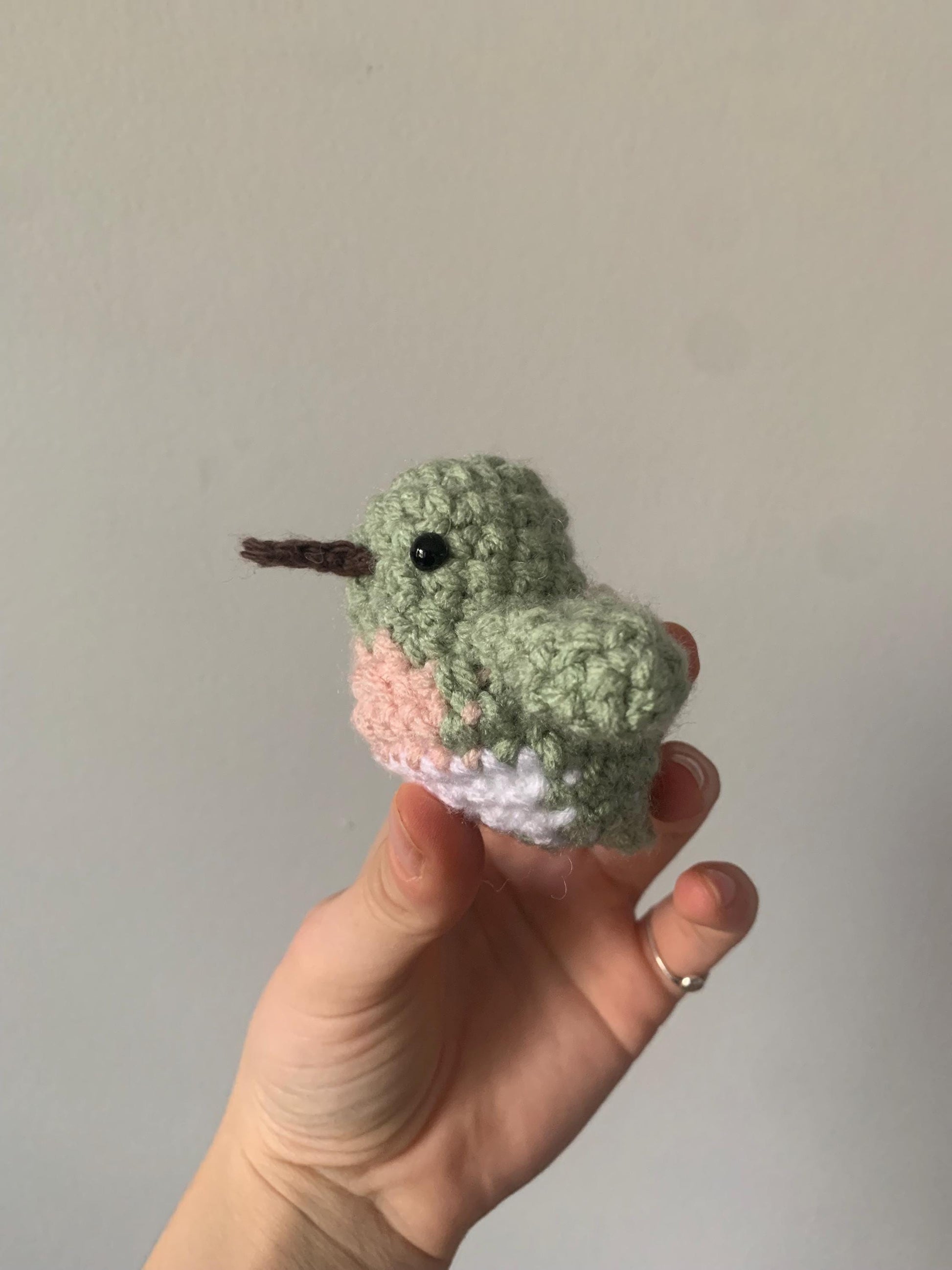 Hummingbird Crochet Ornament — Ruby-Throated Hummingbird