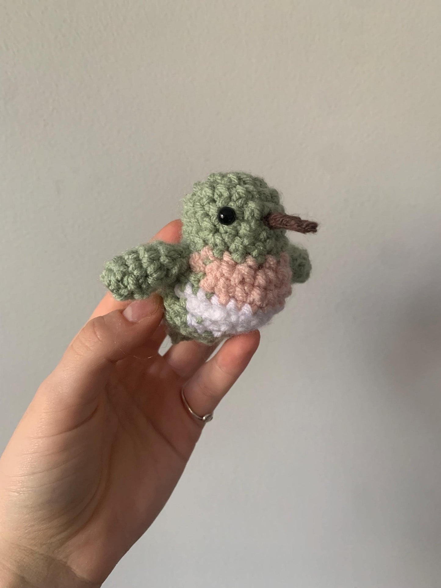 Hummingbird Crochet Ornament — Ruby-Throated Hummingbird