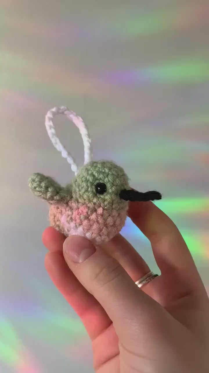 Hummingbird Crochet Ornament — Ruby-Throated Hummingbird